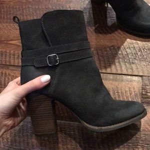 LUCKY BRAND BOOTS